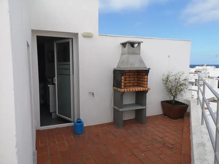 Apartamento Con Terraza Vistas Al Mar. コニル・デ・ラ・フロンテラ エクステリア 写真