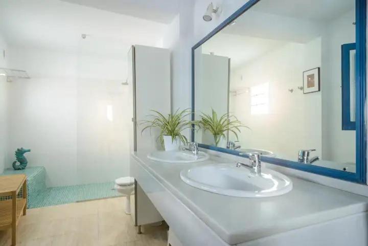 Apartamento Con Terraza Vistas Al Mar. コニル・デ・ラ・フロンテラ エクステリア 写真