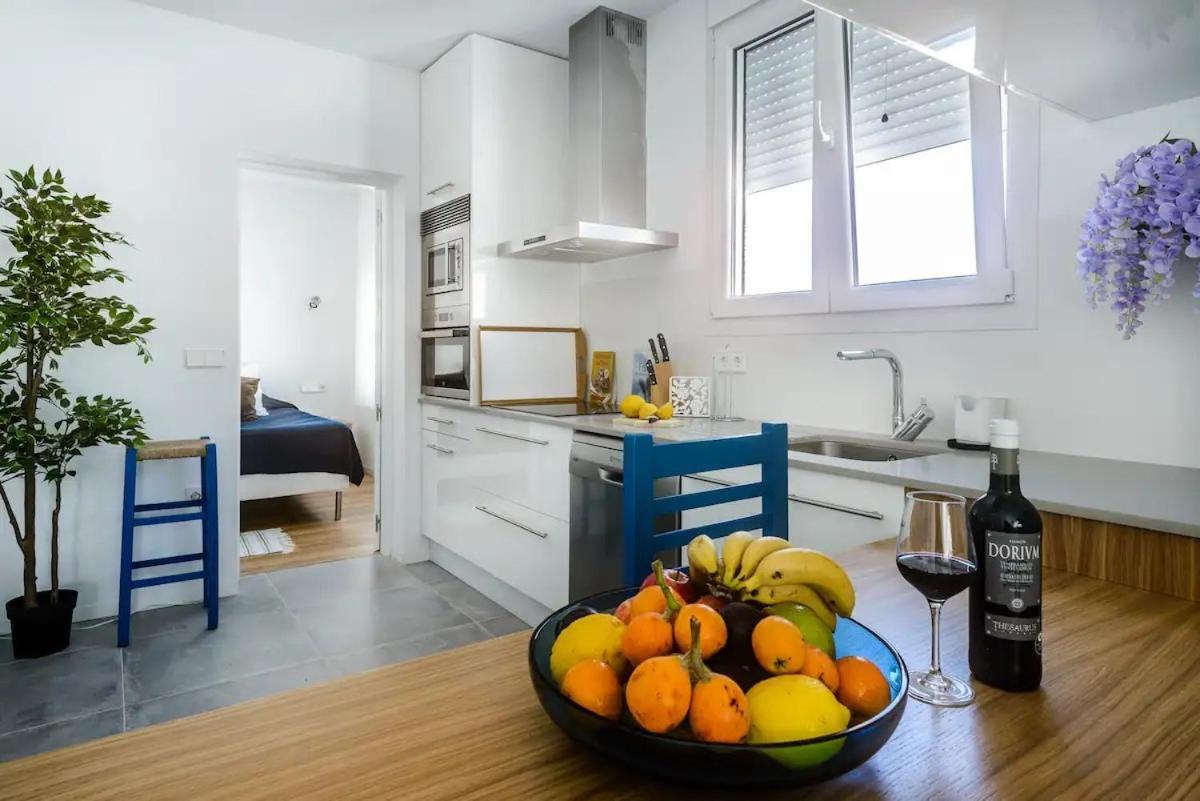 Apartamento Con Terraza Vistas Al Mar. コニル・デ・ラ・フロンテラ エクステリア 写真